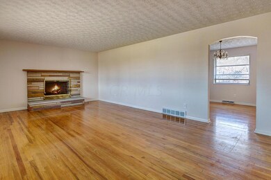 4328 Glenmawr Ave, Columbus, OH 43224 - photo 5