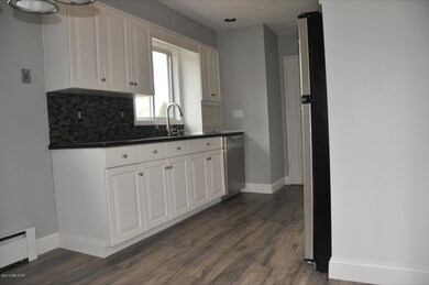 18 Walker Ct, Greenwich, CT 06831 - photo 7