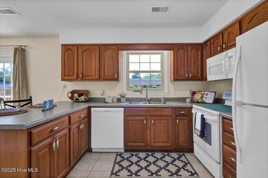 805 Hamlet Ave, Carolina Beach, NC 28428 - photo 7