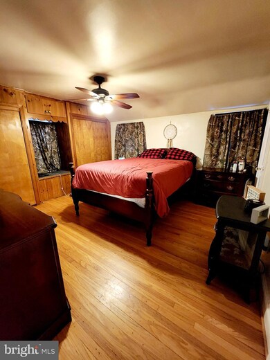 34 Maplewood Ave, Penns Grove, NJ 08069 - photo 6