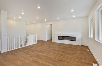 1033 E 250 S unit 18, Salem, UT 84653 - photo 7