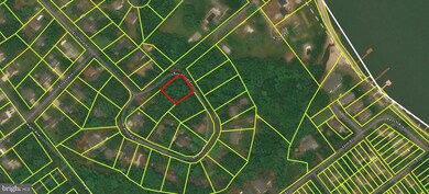 136 Stratford Cir, Colonial Beach, VA 22443 - photo 2