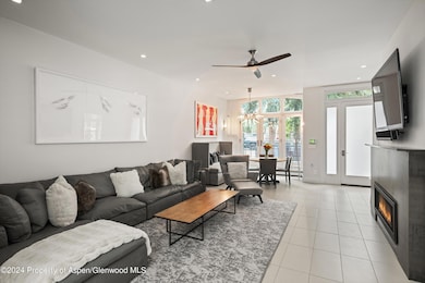 08-812eCooper_24082108
