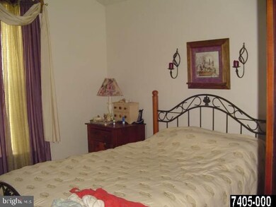 78 Cemetery Ave, Stewartstown, PA 17363 - photo 4