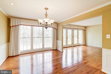 11613 Flints Grove Ln, North Potomac, MD 20878 - photo 7