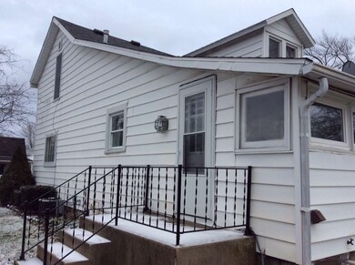 303 N Jefferson St, Ossian, IN 46777 - photo 2
