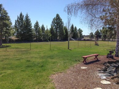 21086 Tumalo Rd, Bend, OR 97703 - photo 3