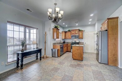 7023 Cherokee Crossing E, Warr Acres, OK 73132 - photo 7