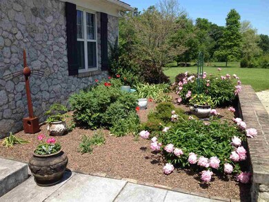 432 W Water Works Rd, Wabash, IN 46992 - photo 2