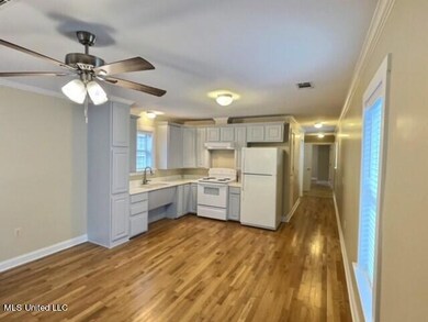 2151 Government St unit 602, Ocean Springs, MS 39564 - photo 5
