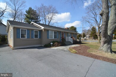 510 Hillsmere Dr, Annapolis, MD 21403 - photo 2