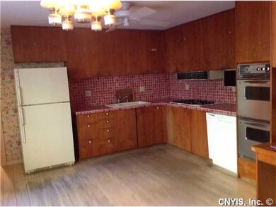 Kitchen. Huge kitchen with double oven.
