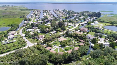 663 Bird Island Dr, Cocoa, FL 32926 - photo 3