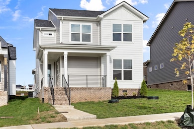 232 Franklin St, Pleasant View, TN 37146 - photo 2