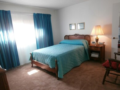 521 S Avenue A, Yuma, AZ 85364 - photo 6