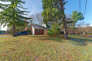 1204 Oak Leaf Hill, Schenectady, NY 12303 - photo 3