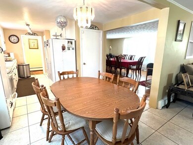 14 Rydal St, Worcester, MA 01602 - photo 4