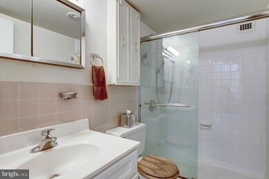 Van Ness East unit 609, Washington, DC 20008 - photo 7