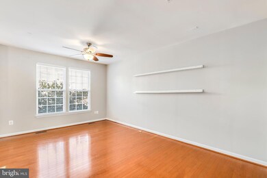 3237 Purple Leaf Ln, Laurel, MD 20724 - photo 5