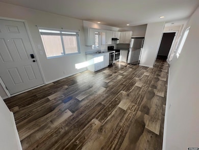 112 Northside Dr, Lander, WY 82520 - photo 2