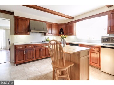 136 Thompson Ave, Gibbstown, NJ 08027 - photo 6