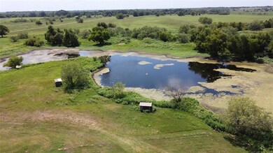 980 Cut Off Rd, Ennis, TX 75119 - photo 3