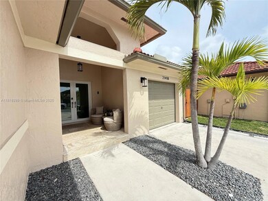Covered Porch/Driveway