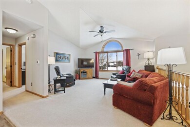1404 Schooners End, Sauk Rapids, MN 56379 - photo 2