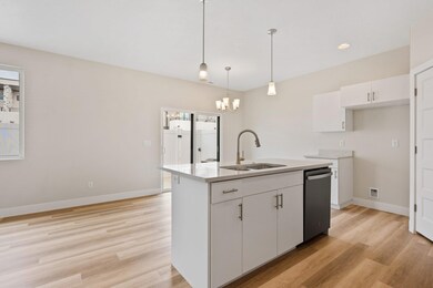 584 E Elmbrook unit 29, Washington, UT 84780 - photo 5