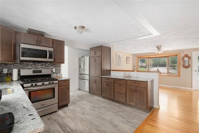 18 Jade Rd, Coventry, RI 02816 - photo 7