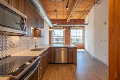 165 Thorndike St unit 403, Lowell, MA 01852 - photo 2