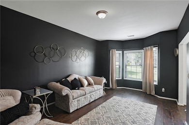 5296 Lexmark Cir SW, Atlanta, GA 30331 - photo 2