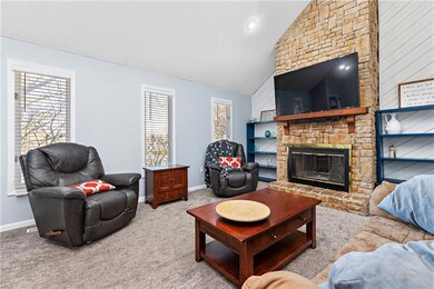 6015 Alden St, Shawnee, KS 66216 - photo 5