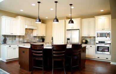 04 10 14_OH-03-082_Turnberry_Spec_Kitche