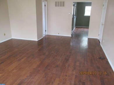 618 W Wiltshire Dr, Wallingford, PA 19086 - photo 6