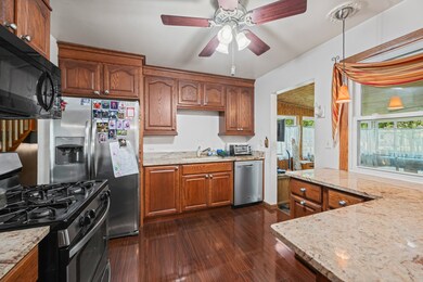 7979 Huntington Cir N, Hanover Park, IL 60133 - photo 7