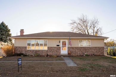 505 5th Ave, Camanche, IA 52730 - photo 4
