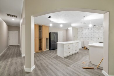 2423 Halstead Dr, Spring, TX 77386 - photo 2