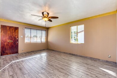 2218 N 35th St, Phoenix, AZ 85008 - photo 3