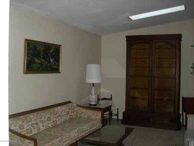 111 Delaware Ave, West Pittston, PA 18643 - photo 7