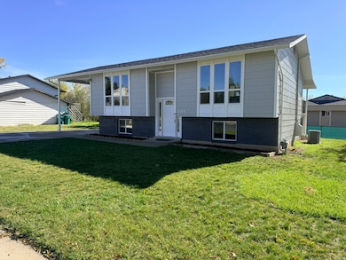 1155 W 2200 N, Layton, UT 84041 - photo 2