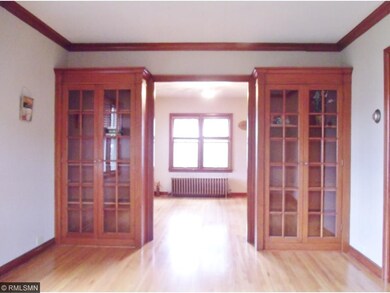 ...these built-in bookcases!