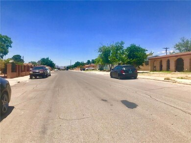 8305 Loma Terrace Rd, El Paso, TX 79907 - photo 7