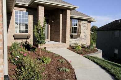 614 N Montclair Way, Nixa, MO 65714 - photo 3