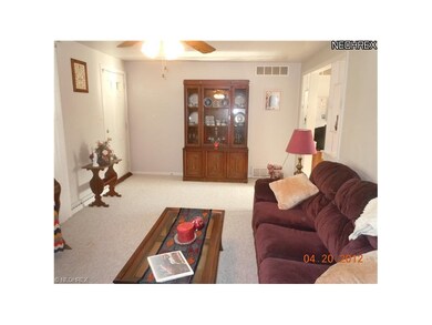 FORMAL LIVING ROOM