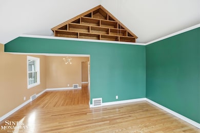 1641 Hampton Rd, Grosse Pointe Woods, MI 48236 - photo 6