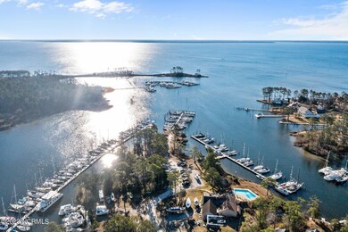 414 Whittaker Point Rd E4