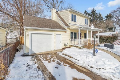 639 Paris Ave, Lansing, MI 48910 - photo 3