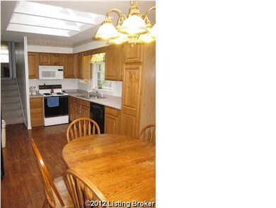 5612 Idlewood Ln, Louisville, KY 40291 - photo 7