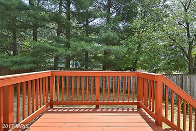 3083 White Birch Ct, Fairfax, VA 22031 - photo 7